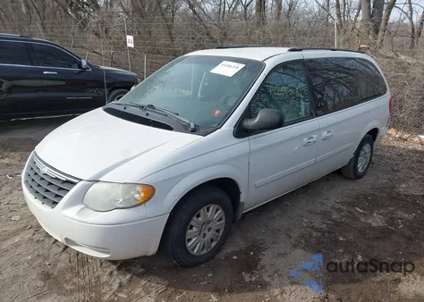 2005 Chrysler Town & Country Lx из США, поврежденный, VIN 2C4GP44R65R386401